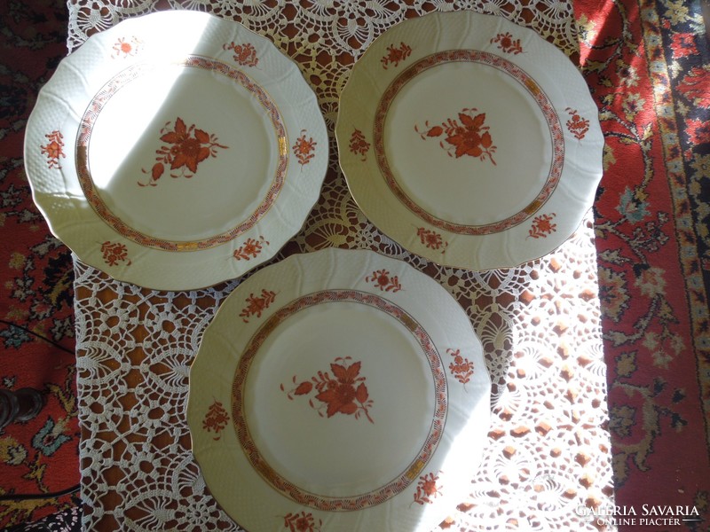Flat plate with antique herend aponyi orange, rocaille pattern