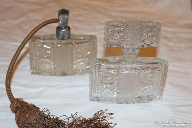 Cseh art deco, csiszolt üveg parfümös készlet