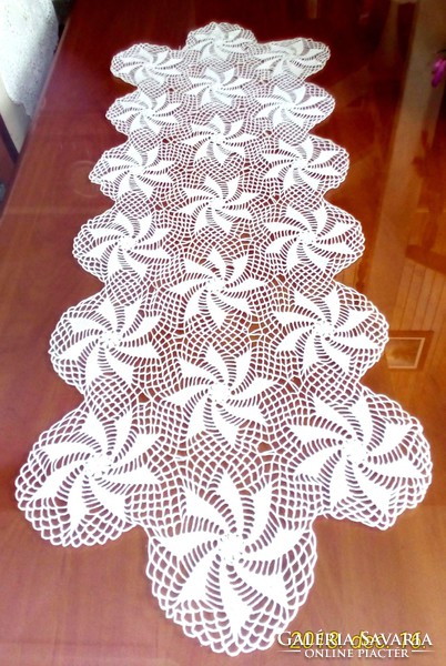 Crochet table runner, 36 x 104 cm