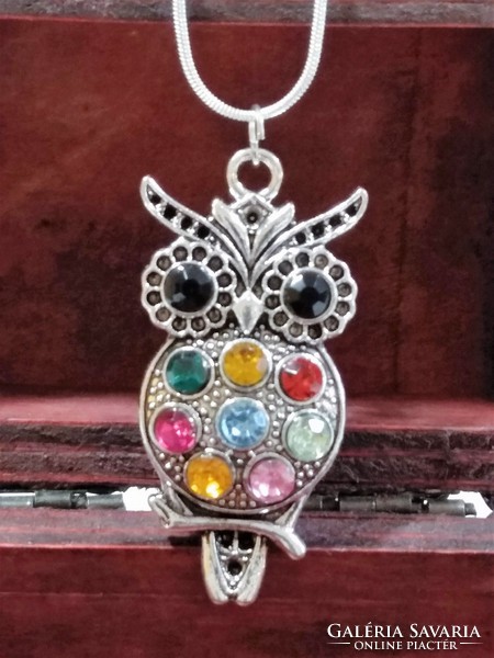 Silver-plated, colorful crystal owl pendant on a snake chain