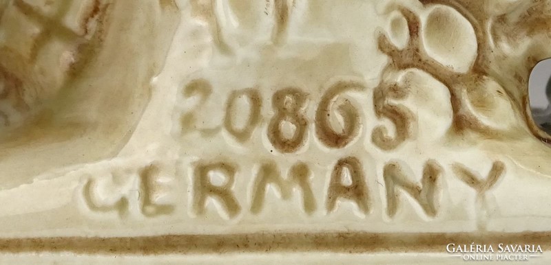 0U628 Antik német porcelán szobor zenészek