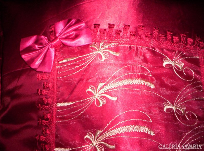 Sateen decorative pillow with bow 2 pcs, burgundy b. X