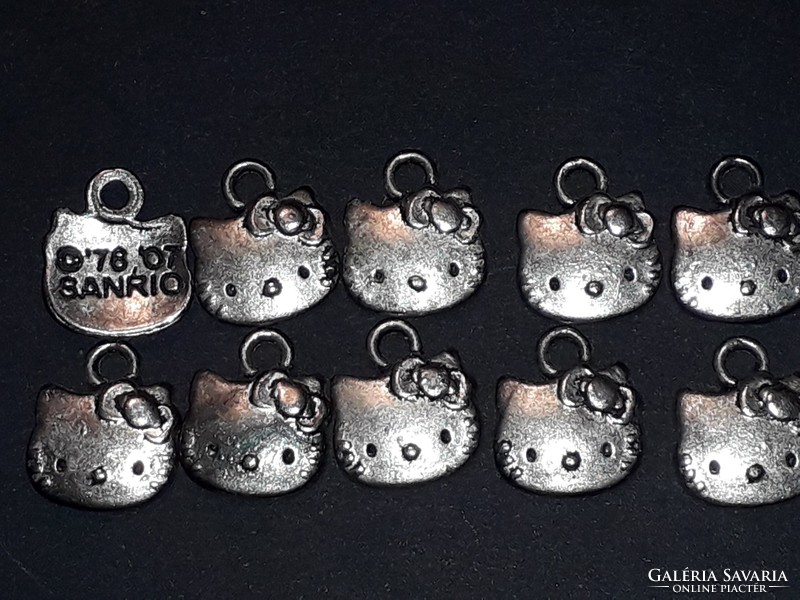 Hello Kitty ezüst eredeti jelzett medál
