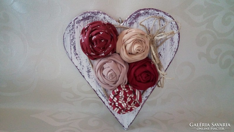 Rózsa-szív dekoráció