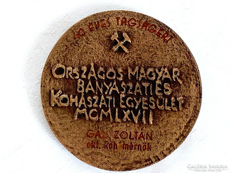 Soltz Vilmos bronz plakett, bányász, 1967. OMBKE