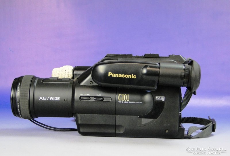0G426 PANASONIC G101 VHS videokamera táskával