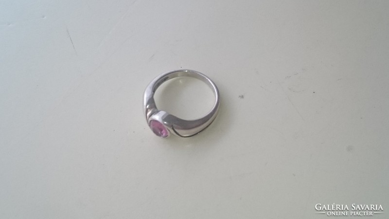 Ezüst gyűrű pink rózsaszínű kővel díszítve 925 