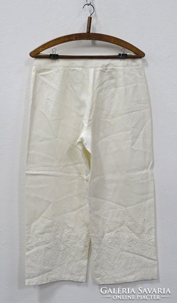 0V626 Fehér vászon Concept UK nadrágkosztüm 42-44