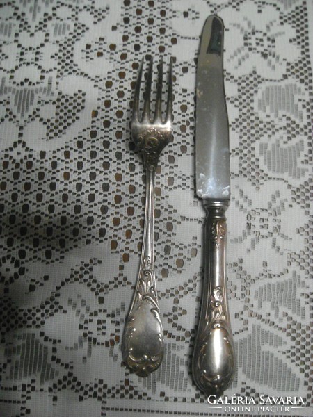 Antik evőeszközök - hat darab villa, öt darab kés