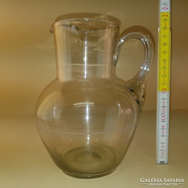 Line-decorated engraved wine jug (616)