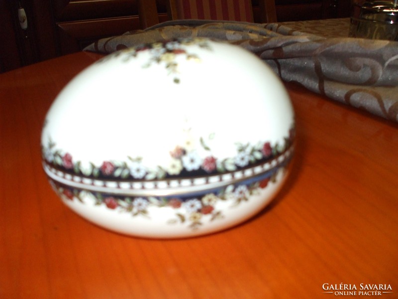 Zsolnay sissy egg-shaped bonbonnier, a large rarity!