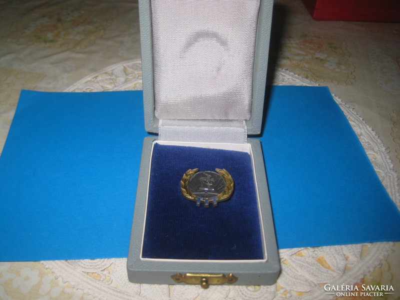 Tit .Award in original decoration box 23 mm