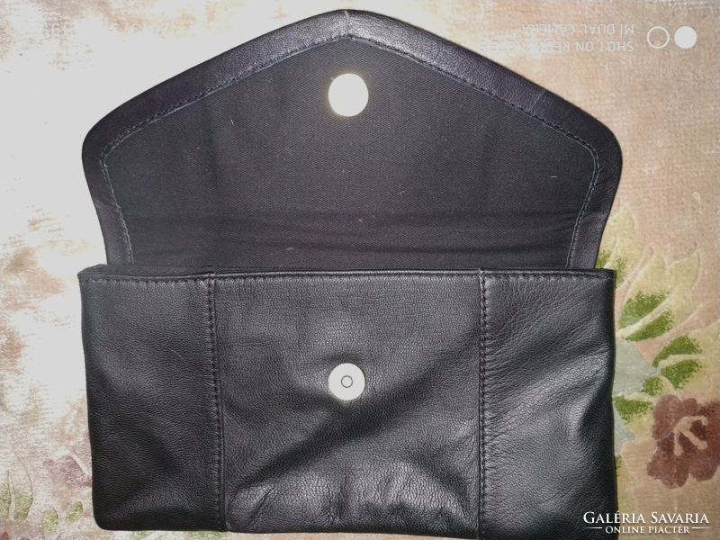 River island genuine leather and fur clutch 27.5 X 15 cm