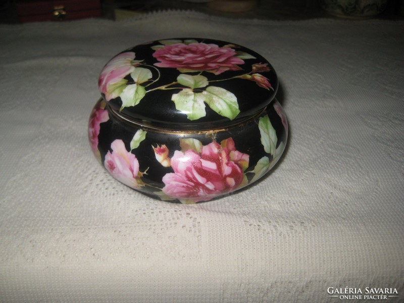Bombonier, marked, repaired, but beautiful ornament 11 x 7 cm