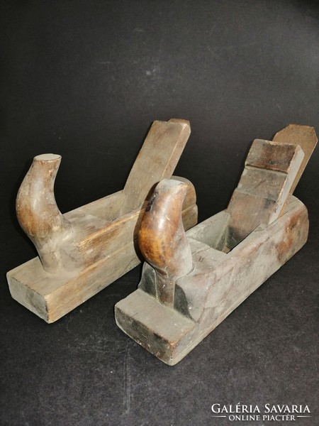 2 antique wooden hand planes marked 1929 - ep