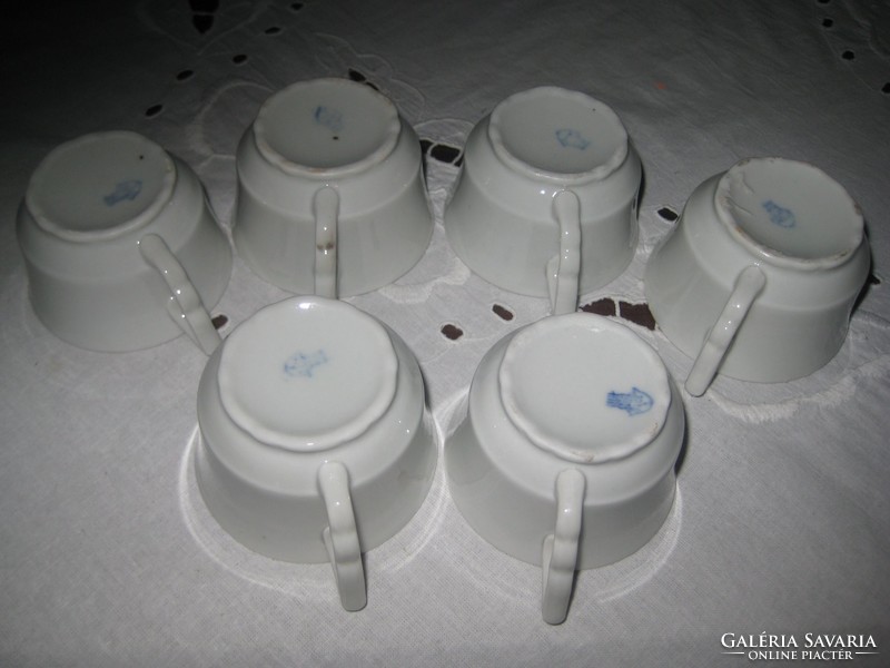 Zsolnay , manó  füles  , pajzs pecsétes  mokkás csészék,  készlet    6 db , átm. 5,2 cm