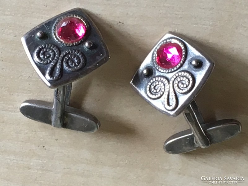 Mandzsettagombok-ezüst-orosz-rubinnal