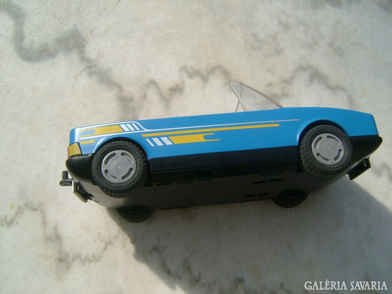 Playmobil car from 1986