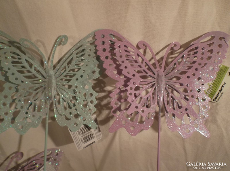 Fém- pillangó NAGY kerti dísz- 4 szárny 17 x 13 cm pálca 60 cm  új fehér - pasztell lila - mentazöld