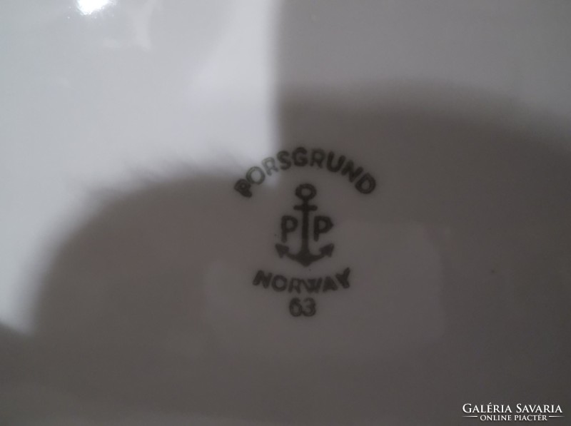 Plate - marked - 1964 - Norwegian - 21 cm - porcelain - flawless