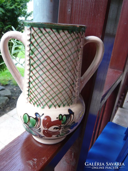 Kétfülü régi kerámia váza