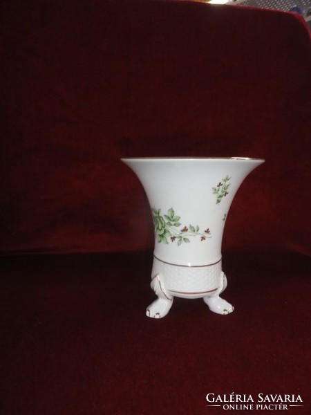 Hollóházi porcelán váza, 16 cm magas   (3 lábú). Vanneki!