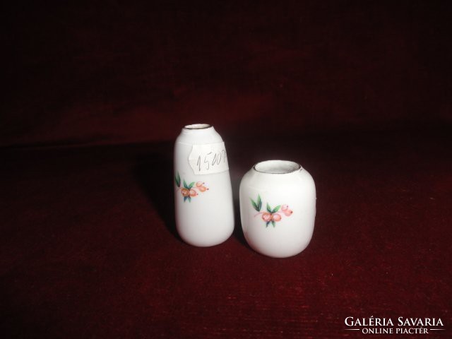 Holóháza porcelain mini vase, with flower pattern, 5 cm high. He has! Nice!