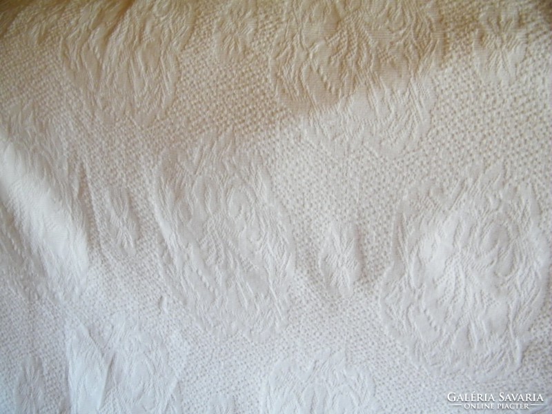 Bedspread 190 x 190 cm. Cotton satin x