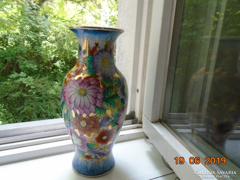 Hand-painted floral, gold enamel marked Chinese vase 26 cm