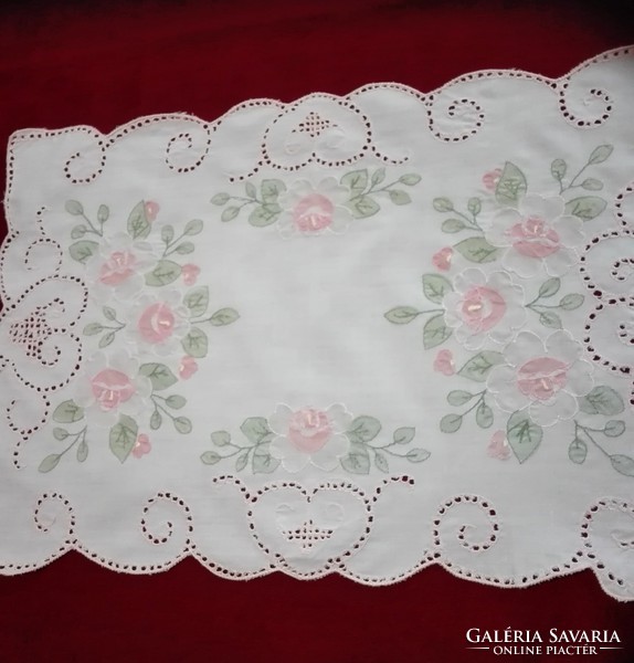 Painted, embroidered tablecloth, napkin, 42 x 28 cm