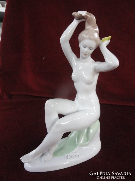 Aquincum porcelán figurális szobor. Fésülködő nő, 22 cm magas. Vanneki!