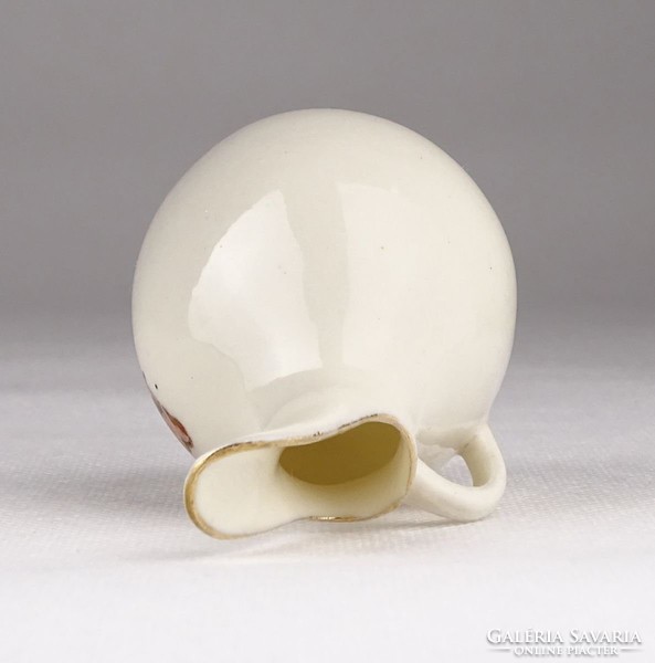 0X651 Angol porcelán dísztárgy LYTHAM 7.5 cm