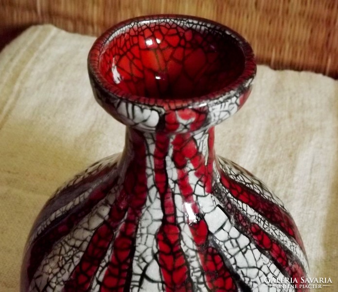 Gorka Gorka vase in classic design