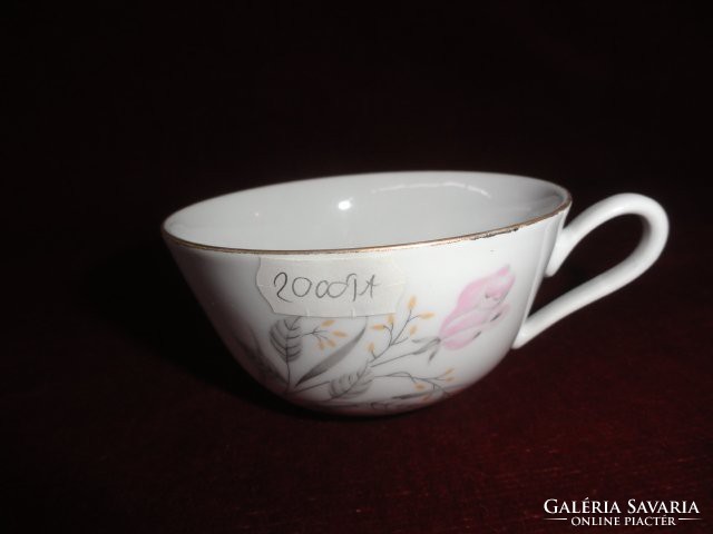 MZ Csehszlovák porcelán teáscsésze, hófehér alapon rózsaszín virággal.