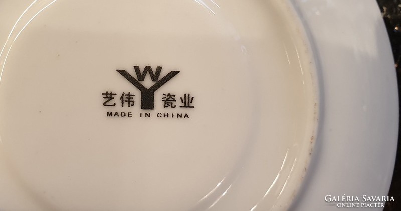 Kínai porcelán tányér, 2 db, festményjelenetes