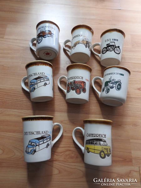 English vehicle mug from the English staffordshire porcelain factory