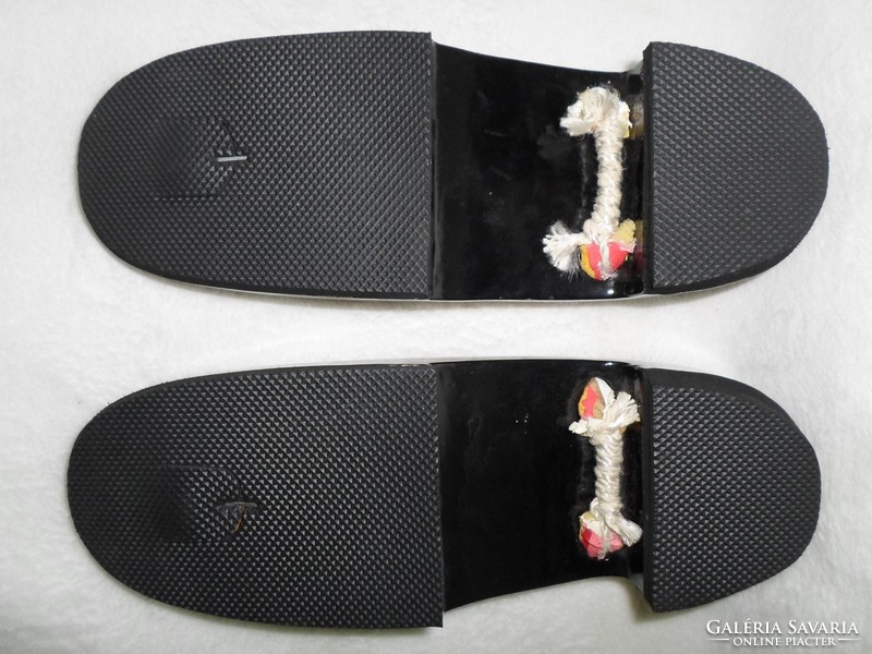 Original Japanese handmade lacquered wood geisha slippers 37.5