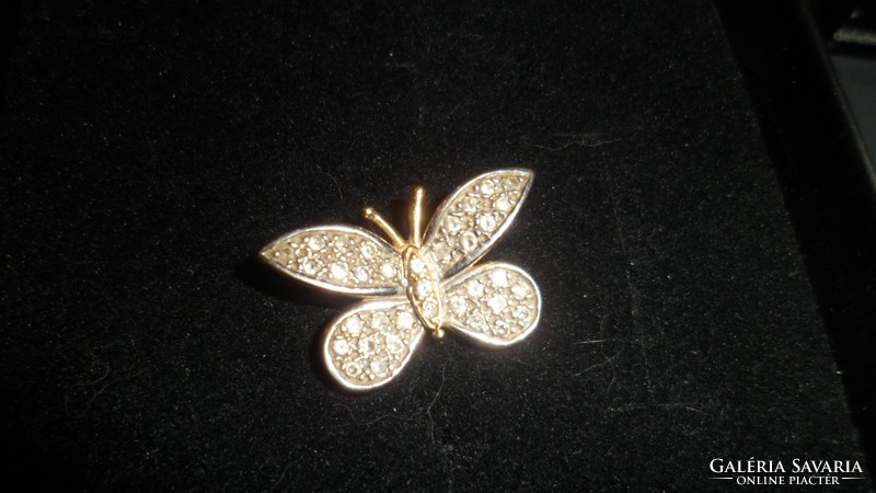 Cirkonköves arany pillangó medál