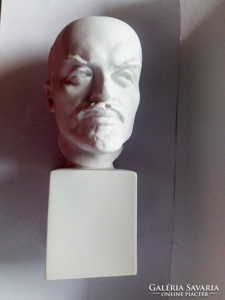 Kőbányai nagyon riktka Lenin kisplasztika 