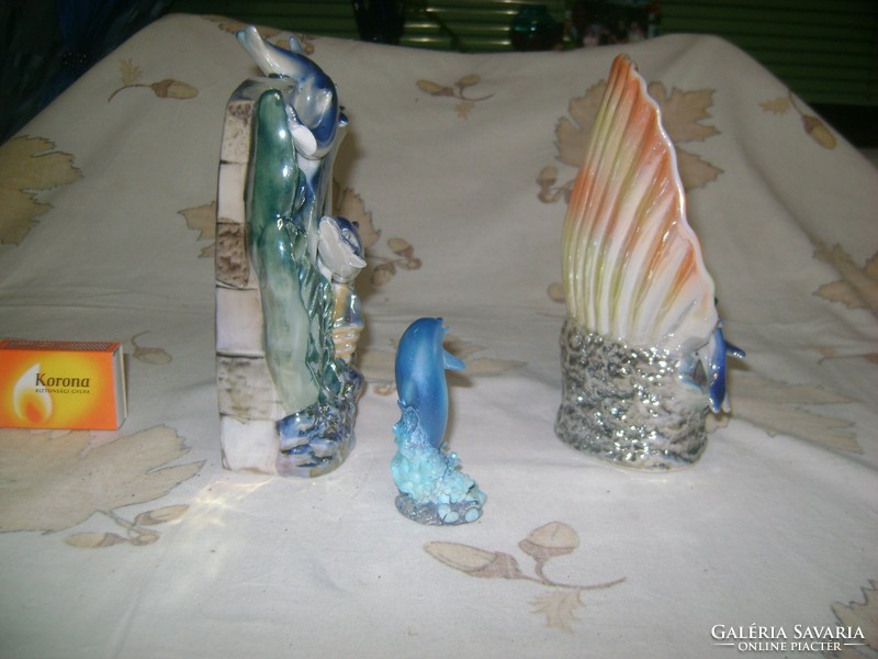 Kerámia figura, nipp - három darab - delfinek