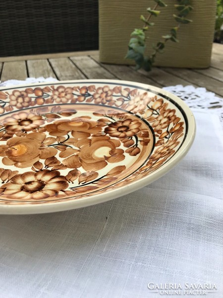 Folk ceramic wall plate