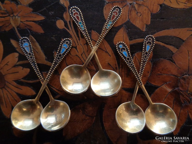 Gold-plated silver spoon set with enamel decoration