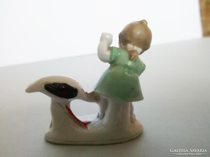 Wagner & Apel ritka miniatúra gólyás kislány