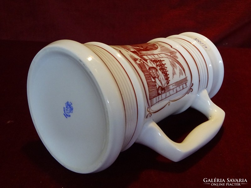 Great Plain porcelain beer mug, sernal breeding house in the xvii. Century inscription. He has!