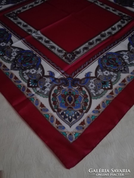 Vintage boselli thin Italian scarf, 78 x 77 cm