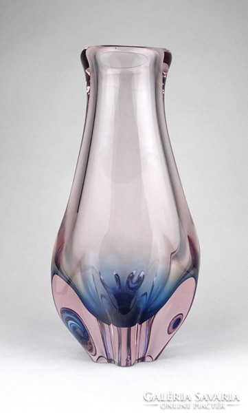 0Y885 Fújt lila BOHEMIA üveg váza 22.5 cm