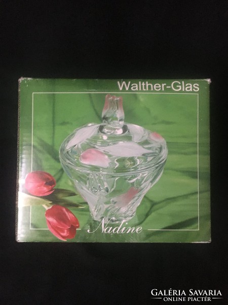 Csodaszép Walther-Glas, Nadine, német öntött üveg, kézi tulipán rátétekkel. Keksztartó/bonbonier