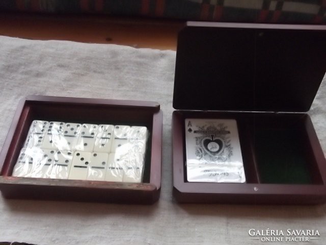 2 társasjáték egyben-kártya és dominó fadobozban