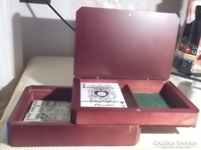 2 Board games in one card and dominoes in a wooden box