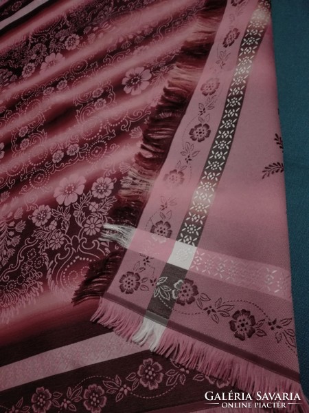 Silk shawl/tablecloth, 65 x 66 cm